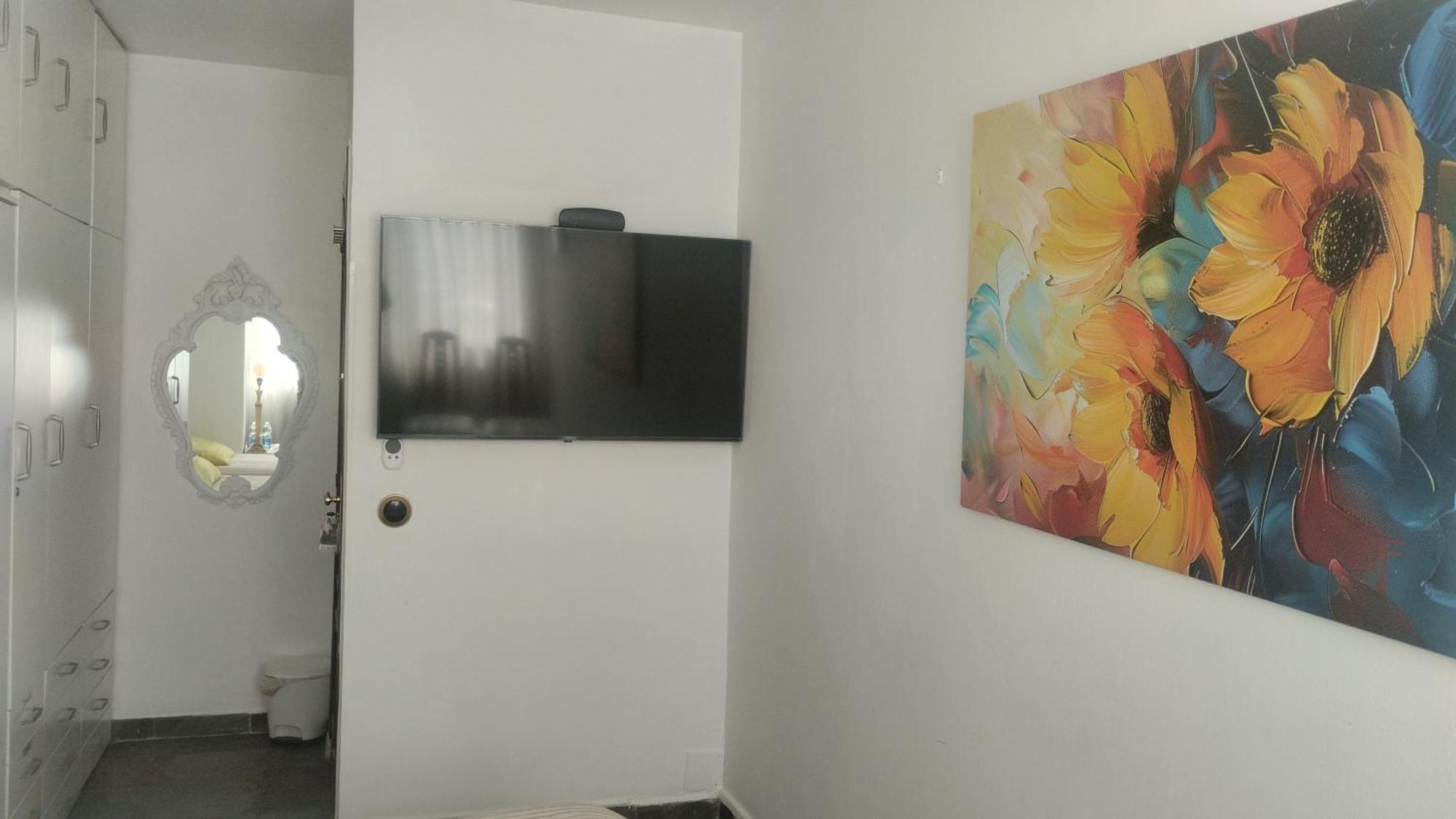 Habitaciones Individuales En Apartamento 마드리드 외부 사진